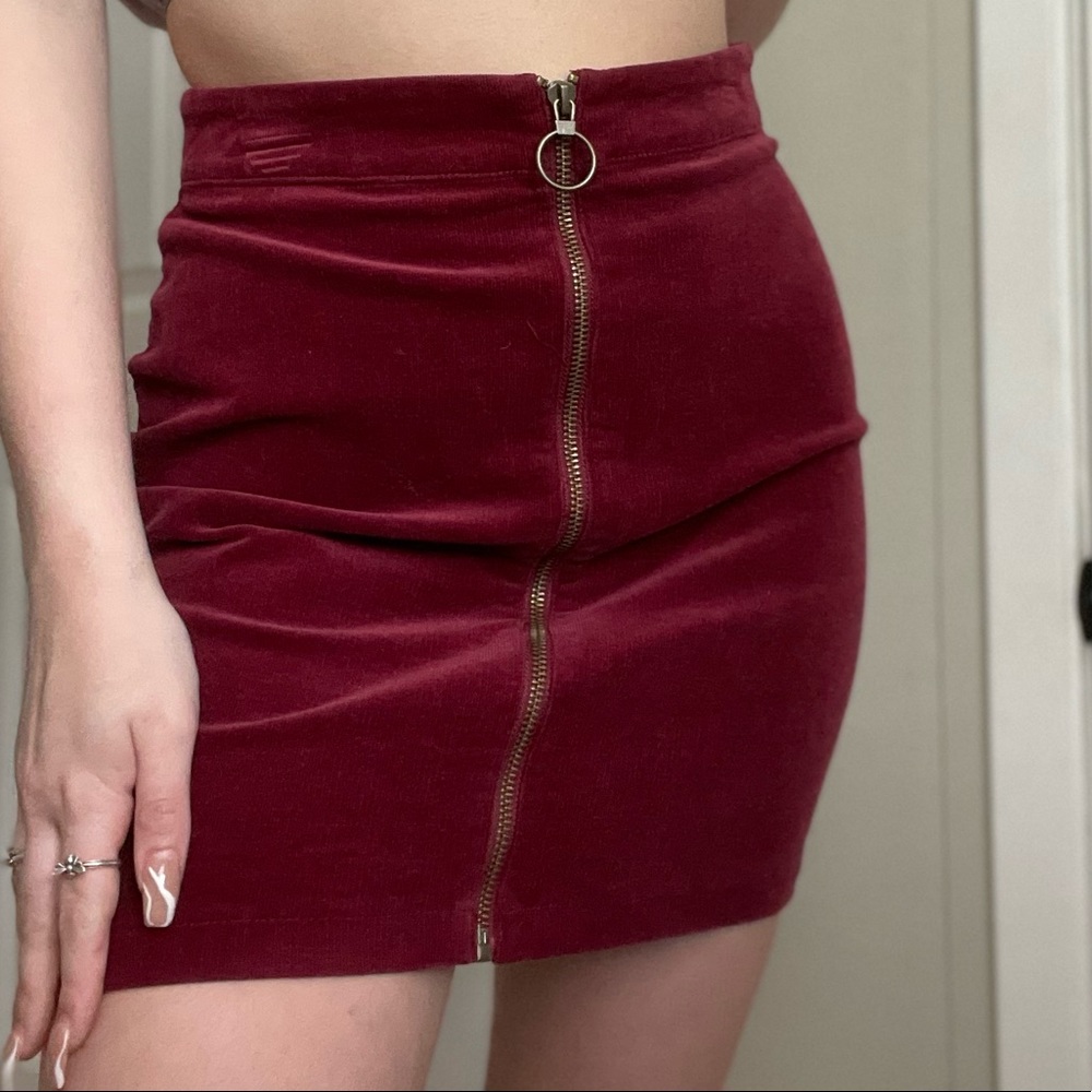 NWOT Forever 21 Velvet Skirt